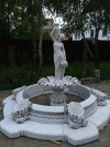 Садовый фонтан из  бетона "Гречанка"