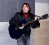 Музыкант с подземного перехода вживую под гитару сыграет песен на вашем празднике, мероприятии